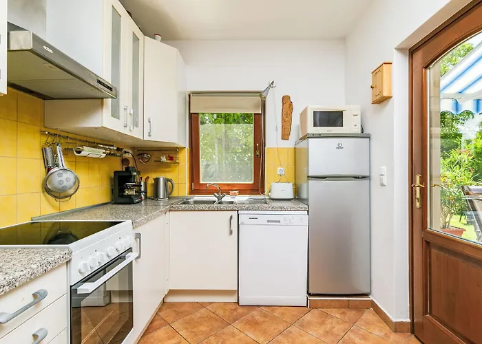 Nadori 1 By Interhome *